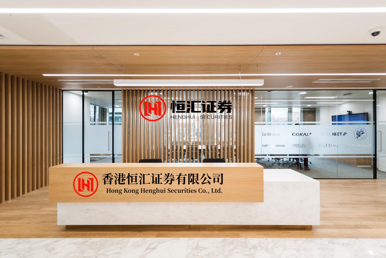 张吧策路 科创债ETF华夏（551550）上市首日“吸金”112亿元 规模和流入居同类双第一